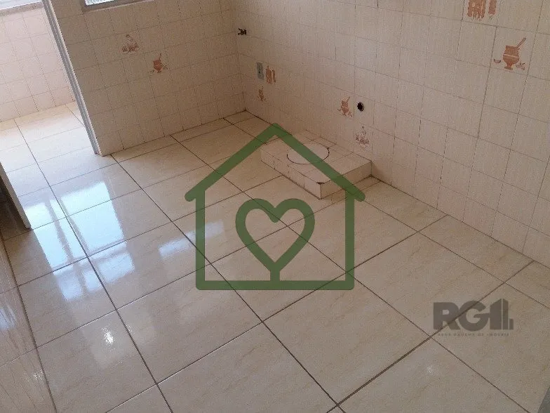Imagem Apartamento localizado no bairro Passo D'Areia, com 78m² no 4º andar. Imóvel com 3 dormitórios, ...