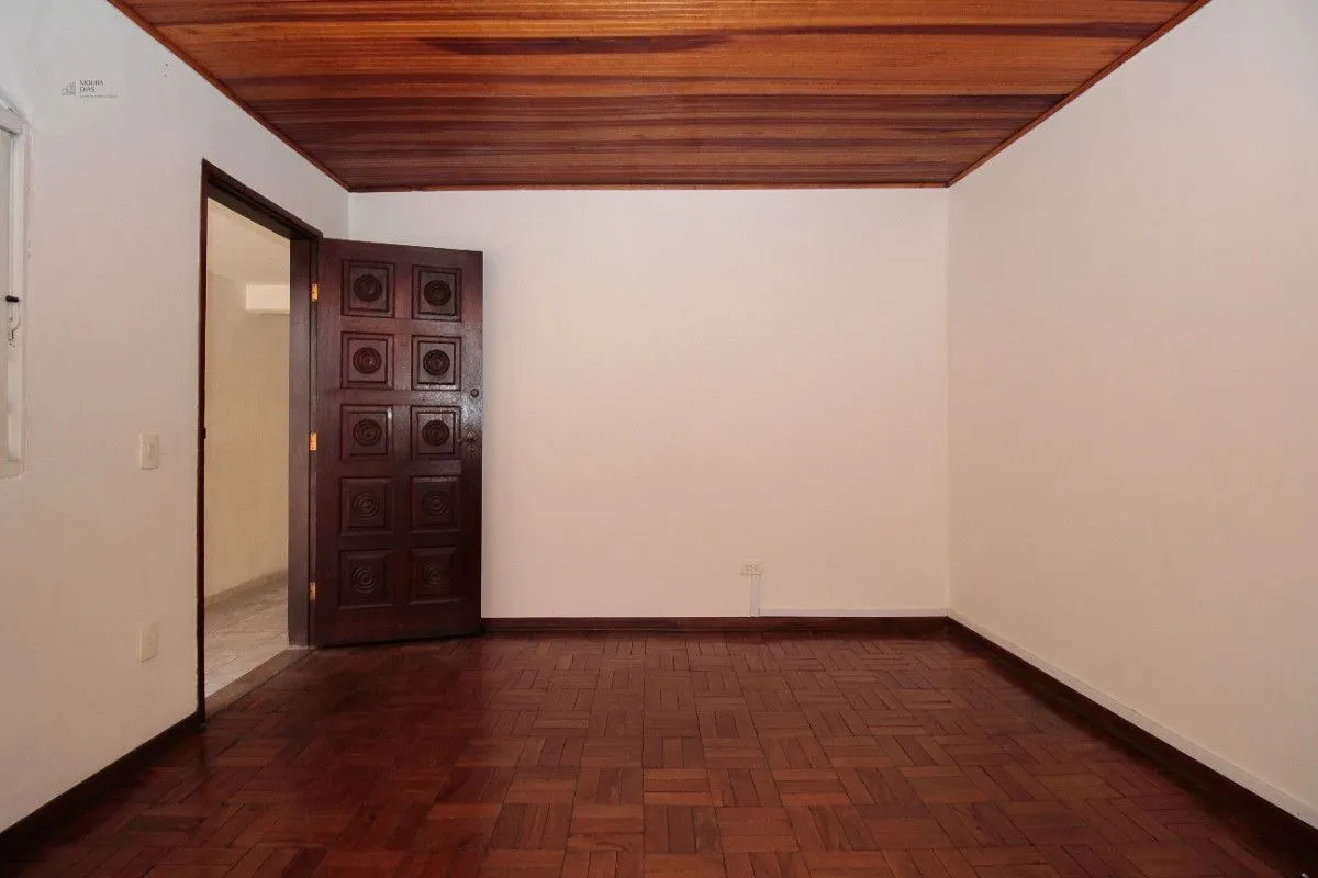 Imagem Casa com 2 dormitórios ( quartos) Butantã ( Rio Pequeno), Cozinha e Área de Serviço espaçosas, 1 vaga de garagem