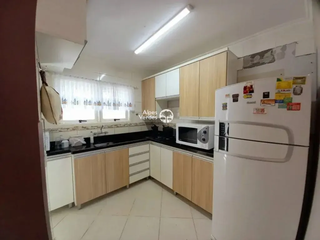 Imagem Vende-se Casa geminada em Canela, Centro, com 2 quartos.