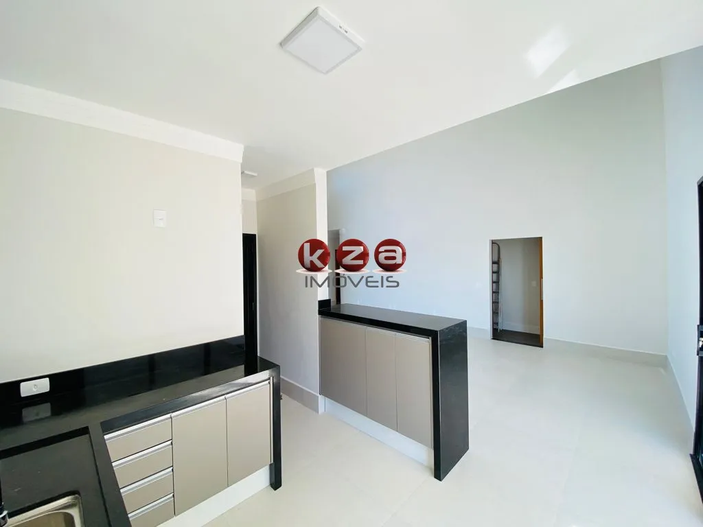 Imagem Imperdível oportunidade: Casa de luxo no condomínio Tabapuã, Valinhos-SP, 3 suítes, 2 salas, 5 banheiros, 4 vagas, 200m².