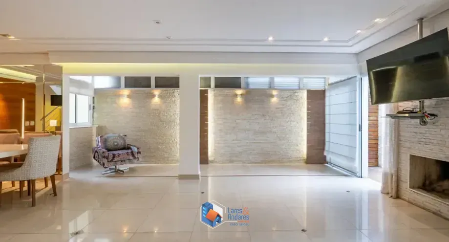 Imagem Casa no condomínio América para venda com 4 quartos, sendo 4 suítes, 383m²