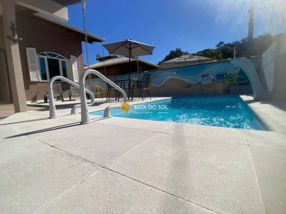 Imagem Casa com piscina 3 quartos à venda Praia Canto Grande Bombinhas SC