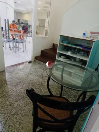Imagem Lanchonete/Restaurante na PraA§a de AlimentaA§A£o a€“ EdifA­cio Corporate Center | Reta
