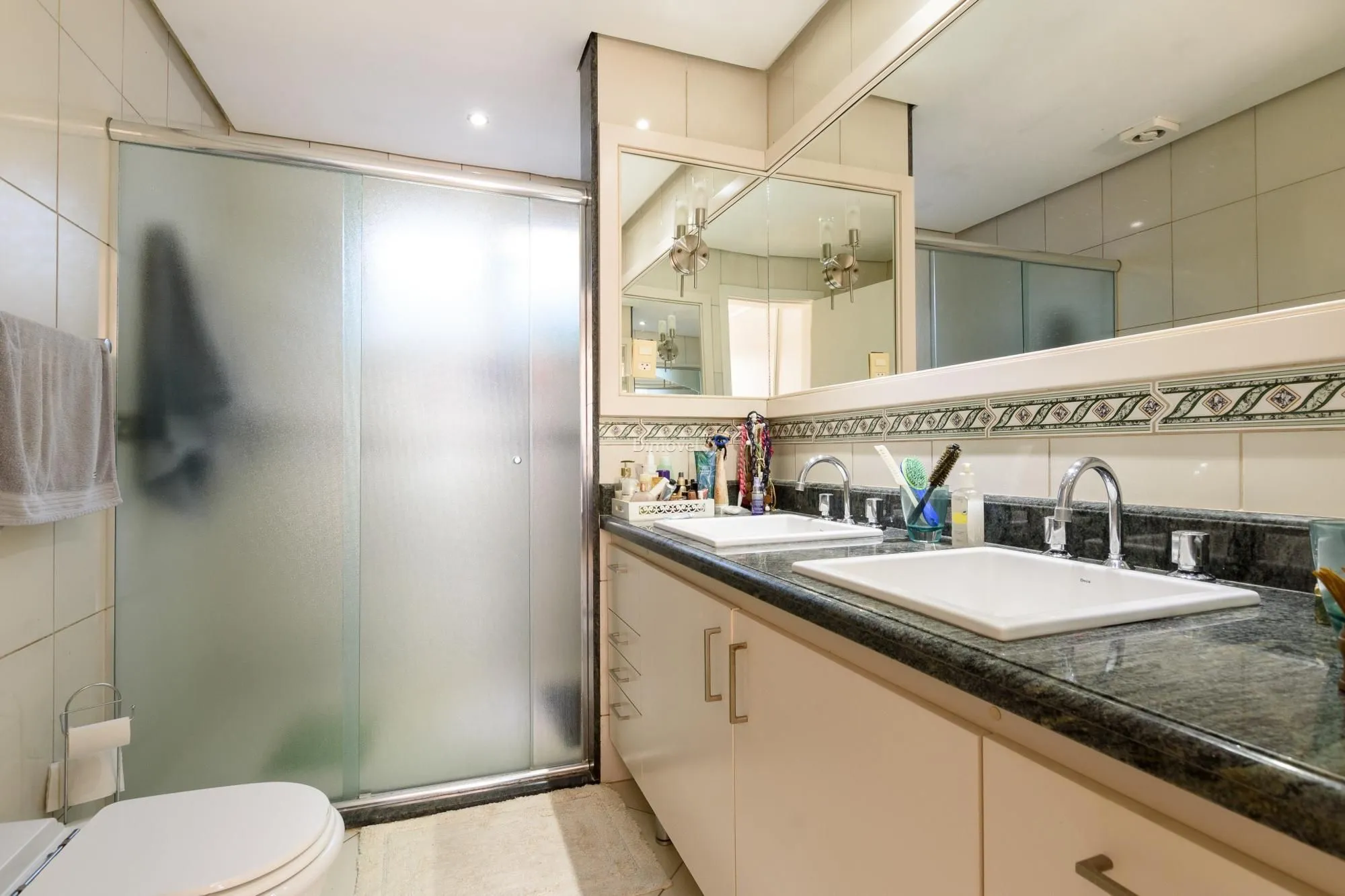 Imagem Venha morar em 350 m² com um clube em sua casa!