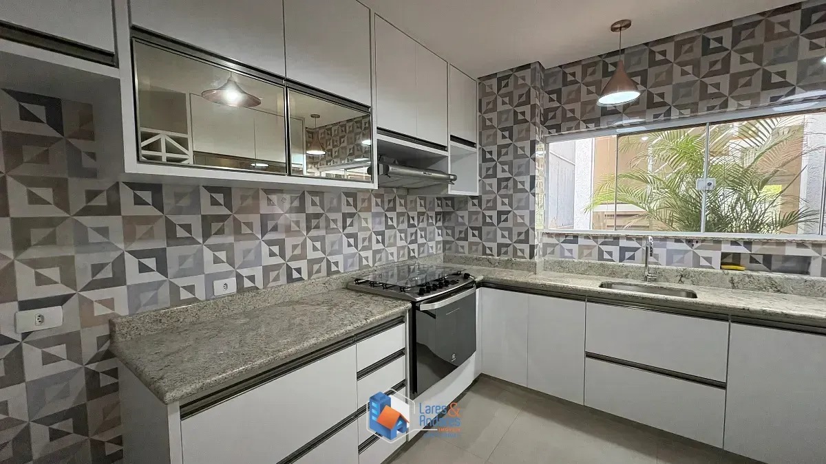 Imagem Casa para venda em Vila Pirituba com 4 quartos, sendo 2 suítes, 288m²