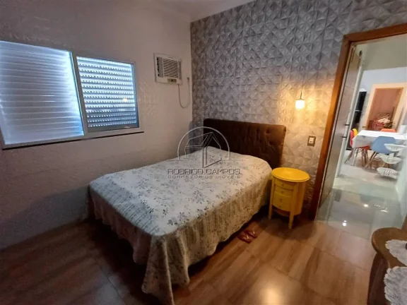 Imagem Espaçosa Casa Geminada no Mirim Praia Grande – 2 Quartos e Piscina