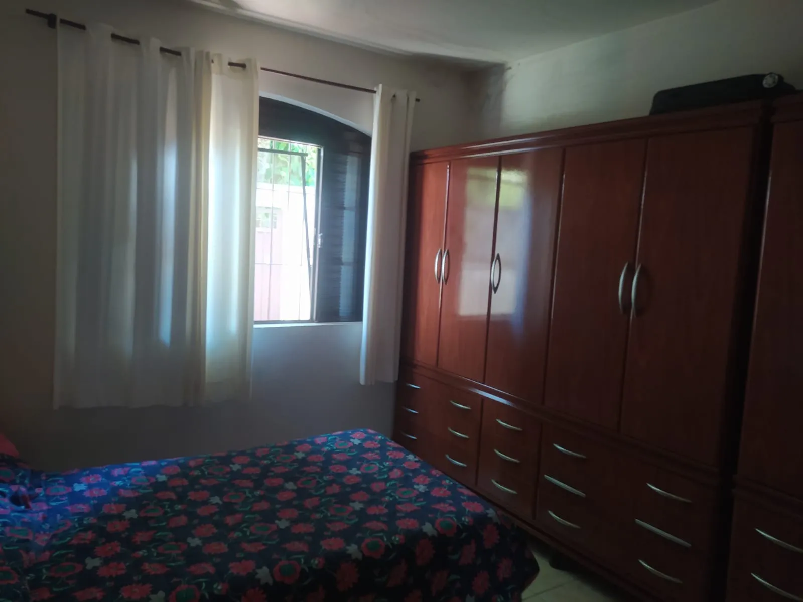 Imagem Linda Casa Térrea no Jardim Sorocaba com 3 Dormitórios e Suíte