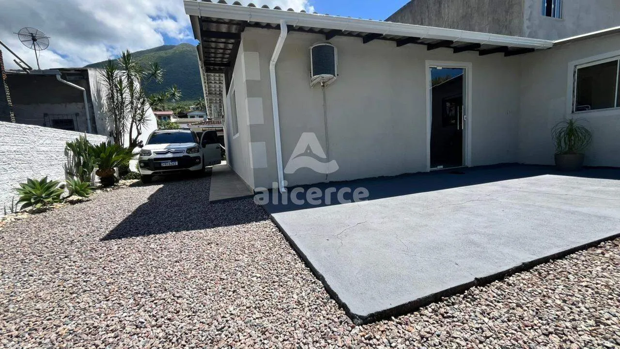 Imagem Casa à venda com 3 quartos , 100m² em Praia de Fora Palhoça