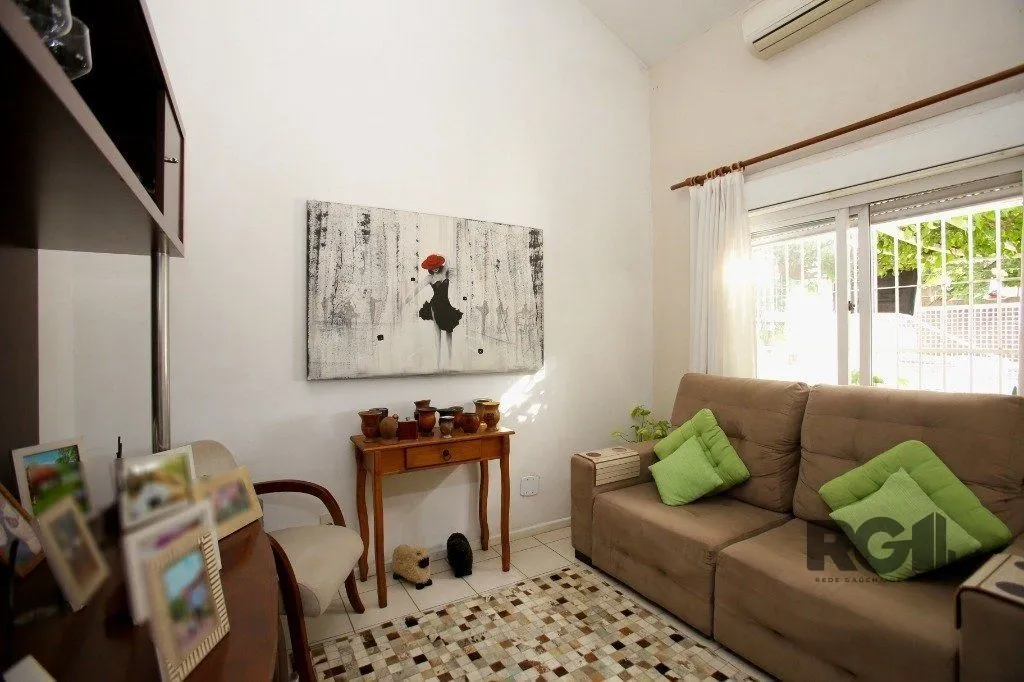 Imagem Casa para Venda - 70m², 3 dormitórios, 2 vagas - Jardim Leopoldina