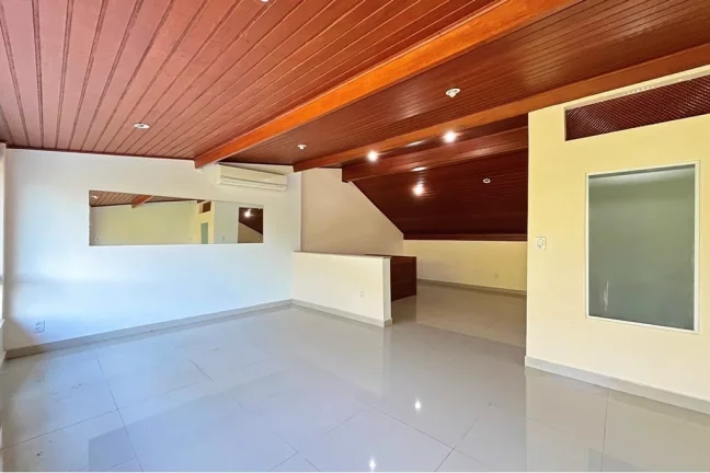 Imagem Casa em Condomínio para venda no bairro Tristeza em Porto Alegre