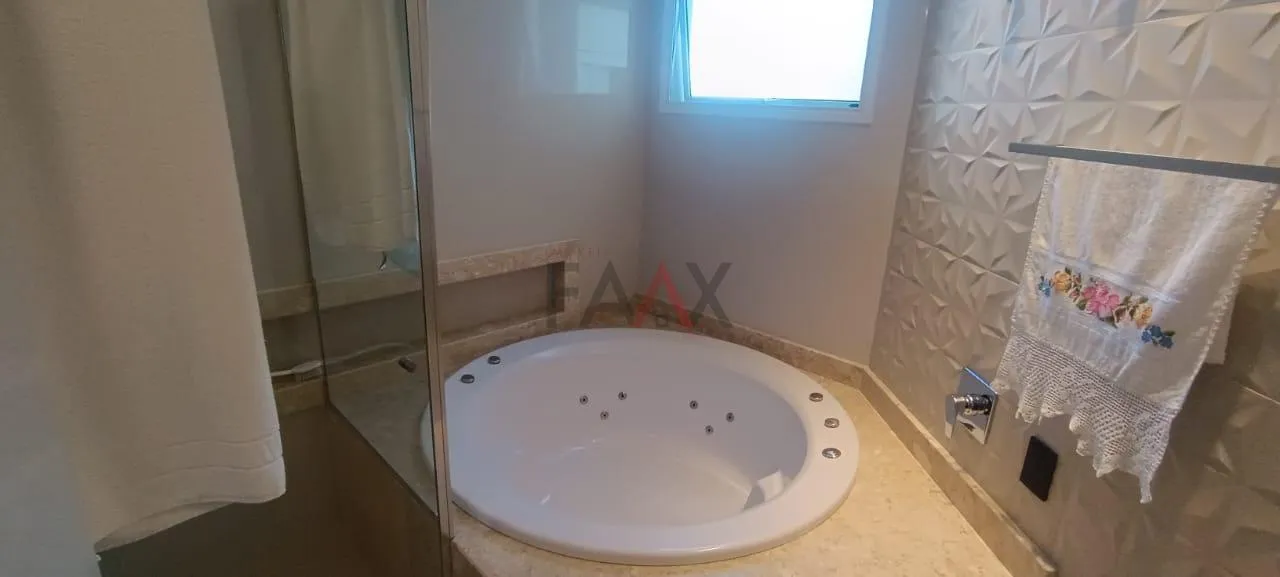 Imagem Sobrado à Venda em Bonsucesso 3 Quartos Suíte com Hidro e Energia Solar