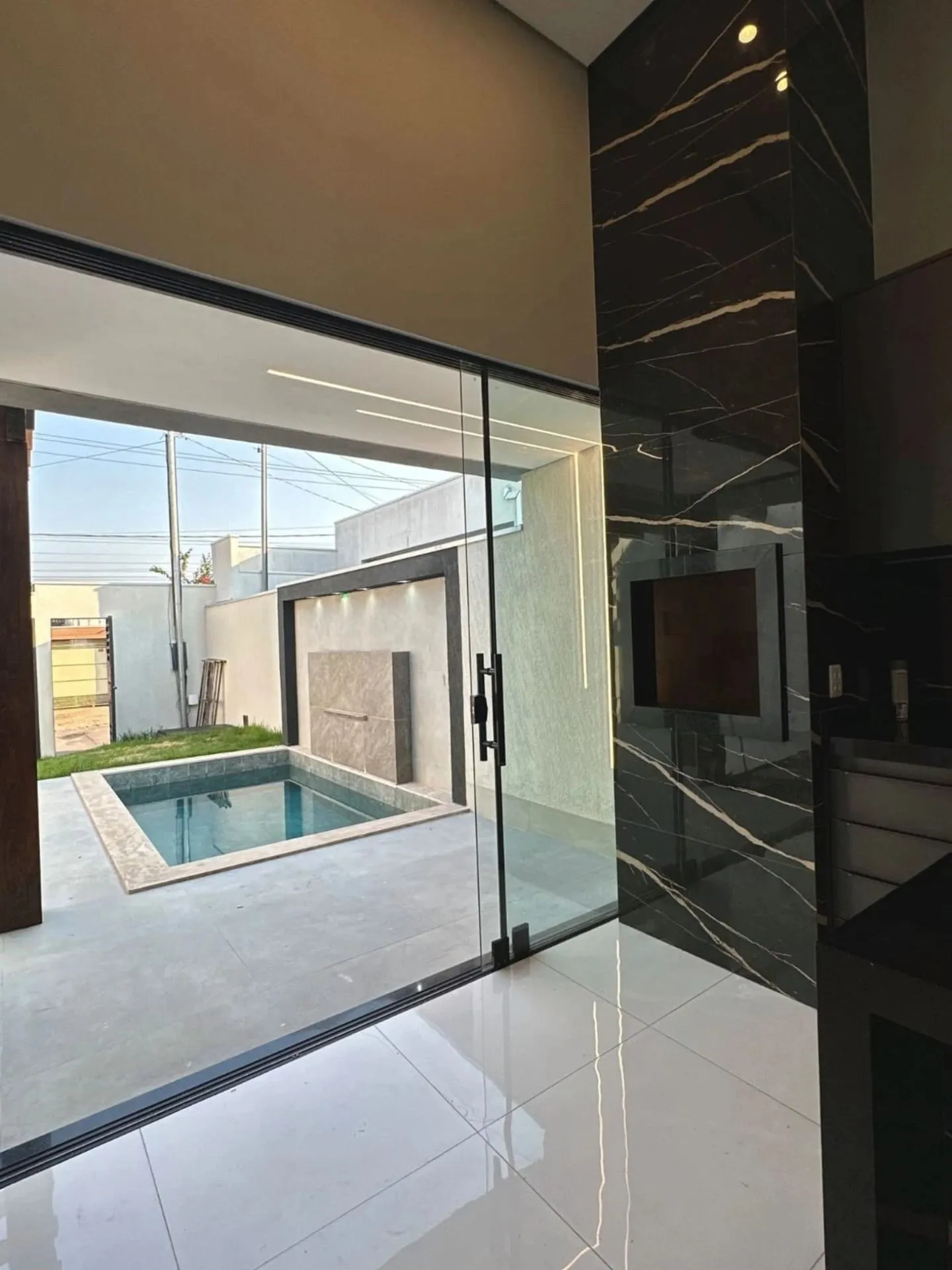 Imagem Casa com 3 quartos e 1 suíte em Jardim Universitário - Cuiabá