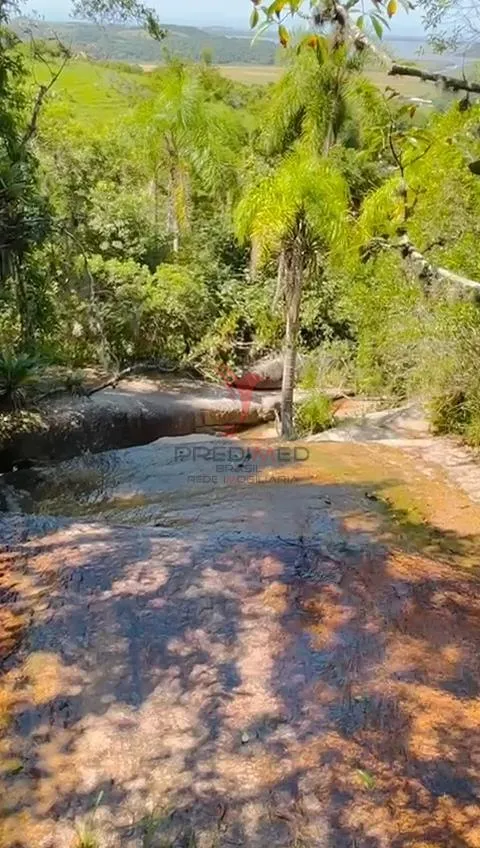 Imagem Área Rural Exclusiva com CACHOEIRAS NATURAIS. Vista para o Lago e para o mar de  Imaruí/SC