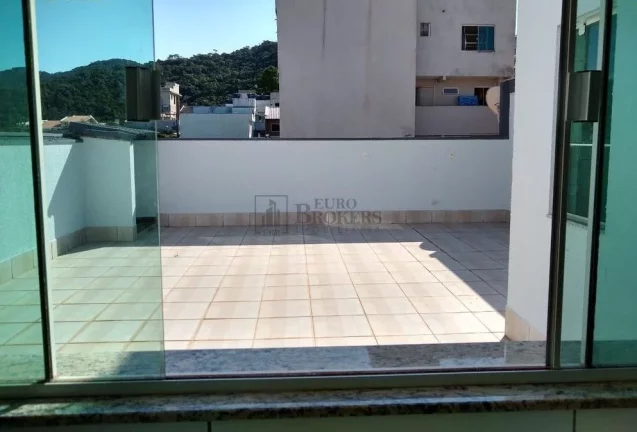 Imagem Sobrado triplex com 3 suítes no Ariribá