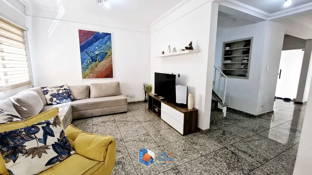 Imagem Casa no condomínio Villagio Di Florenza para venda com 3 quartos, sendo 3 suítes, 130m²