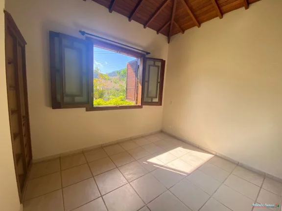 Imagem Casa Condomínio fechado com piscina - Bairro Horto