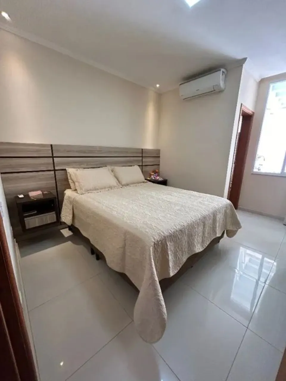 Imagem Linda casa em condomínio à venda em Sorocaba-SP, bairro Loteamento Dinorá Rosa! 2 quartos, 1 suíte, 2 salas, 2 banheiros, 2 vagas de garagem, 86m² de área. Aproveite!