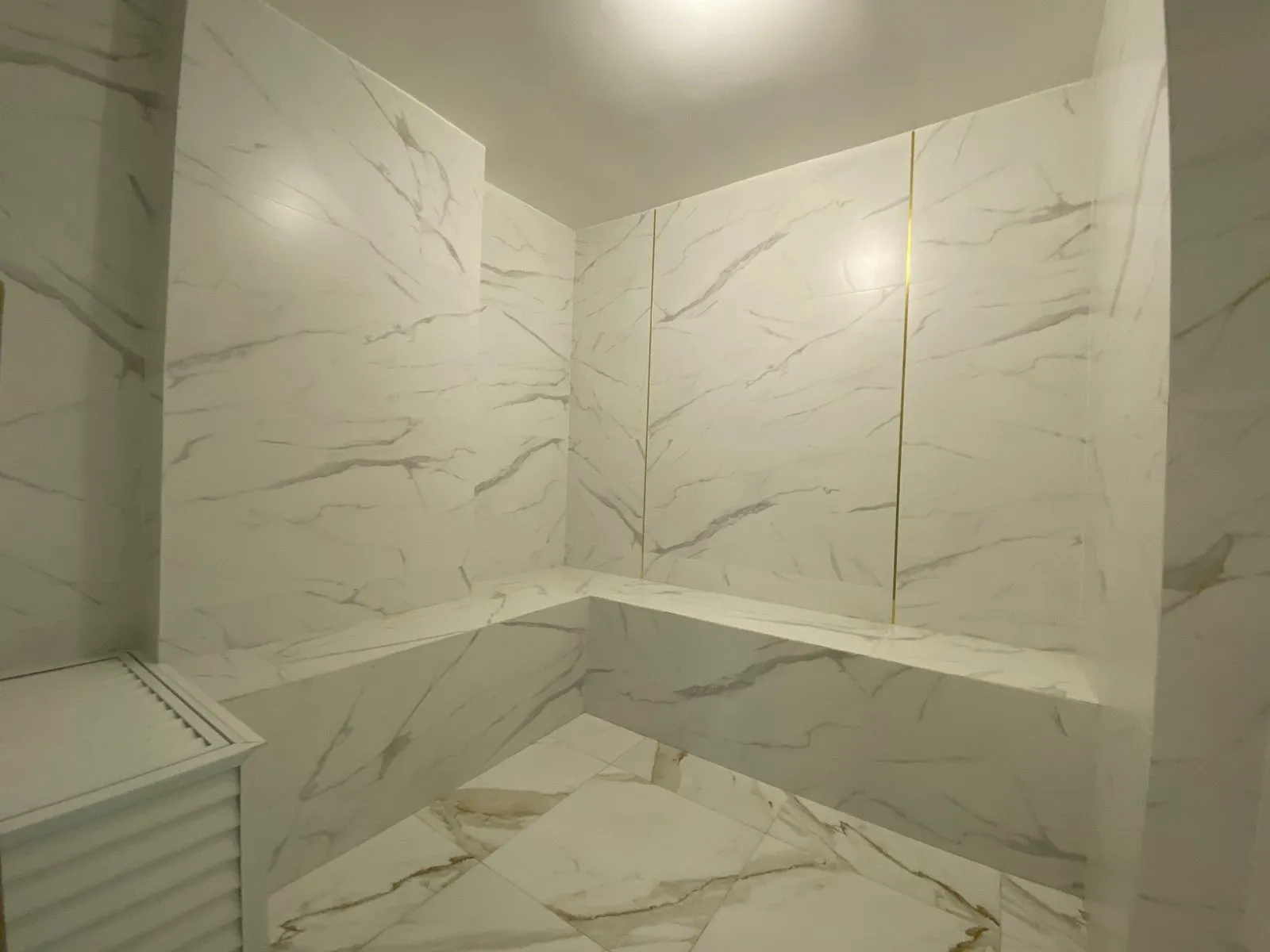 Imagem Apartamento com vista para o mar à venda com 240m2 por R$ 4.200.000,00