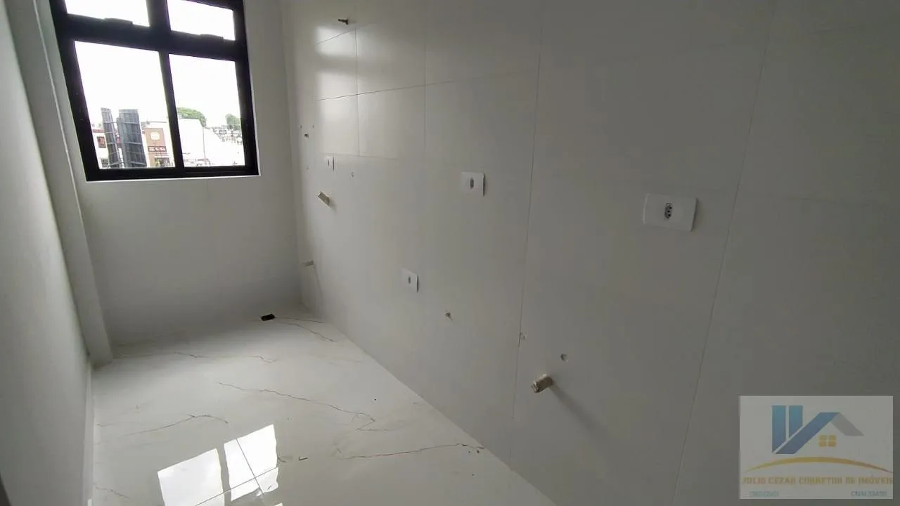 Imagem Apartamento para Venda em São José dos Pinhais, São Cristóvão, 3 dormitórios, 1 banheiro, 1 vaga