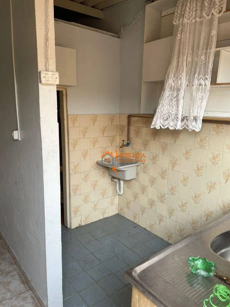 Imagem Casa com 3 dormitórios à venda, 200 m² por R$ 405.000,00 - Jardim Divinolândia - Guarulhos/SP