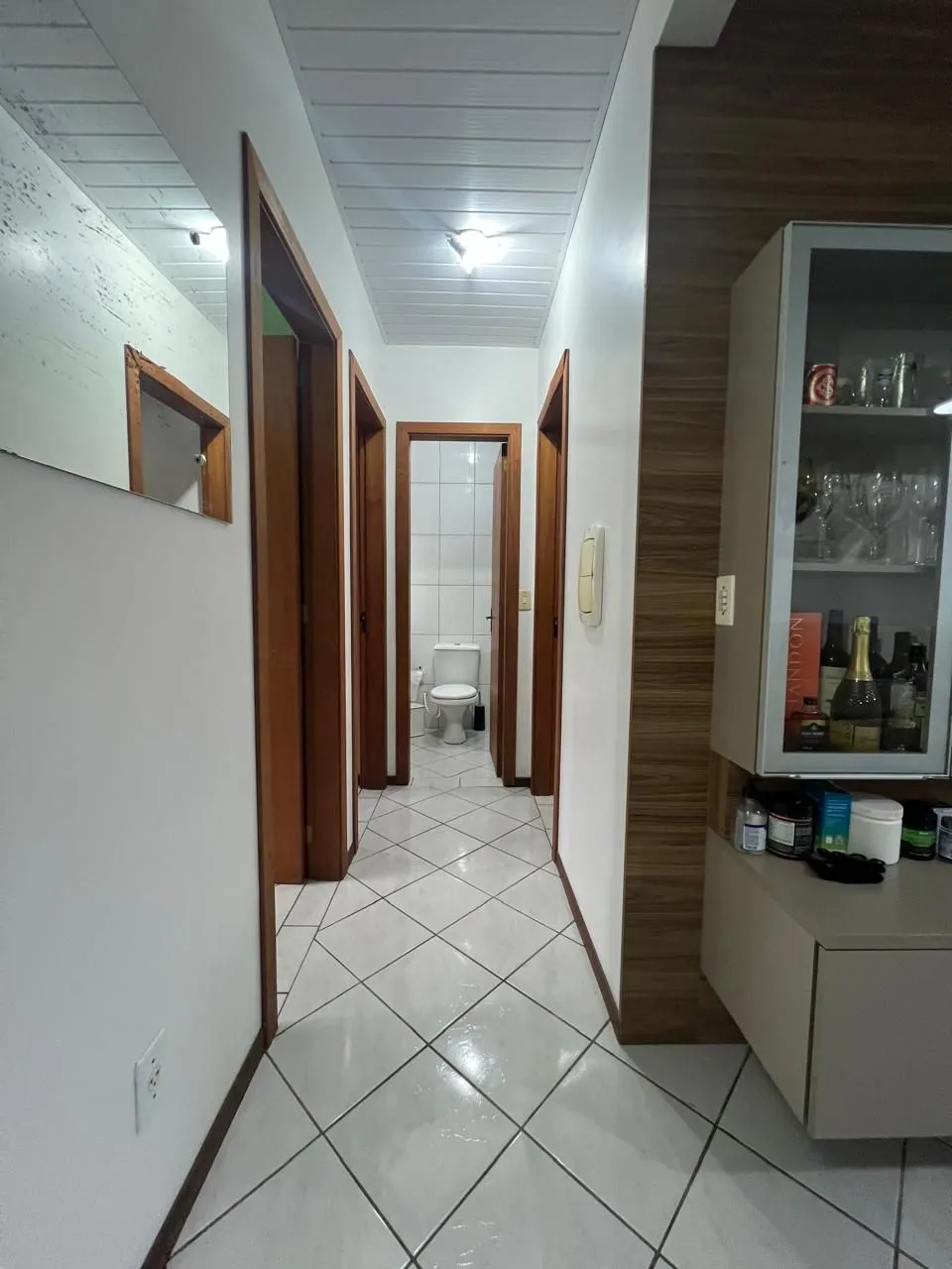 Imagem Impecável Casa Mobiliada com 3 Dormitórios localizada no loteamento Moradas do sul