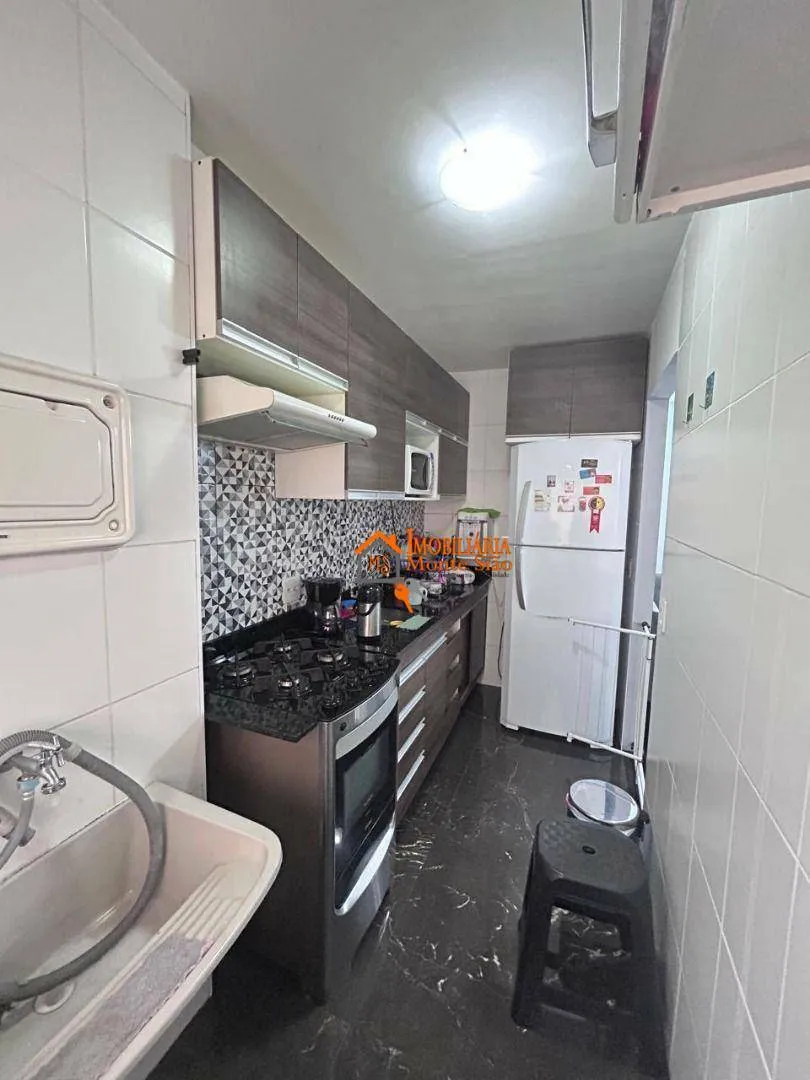 Imagem Apartamento com 2 dormitórios à venda, 50 m² por R$ 320.000,00 - Cocaia - Guarulhos/SP