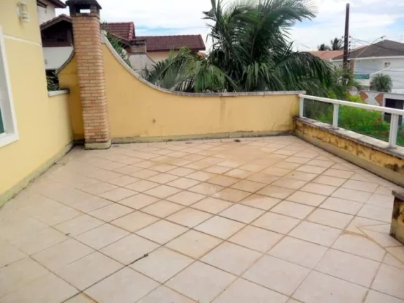 Imagem LINDISSIMO SOBRADO PERTINHO DA PRAIA