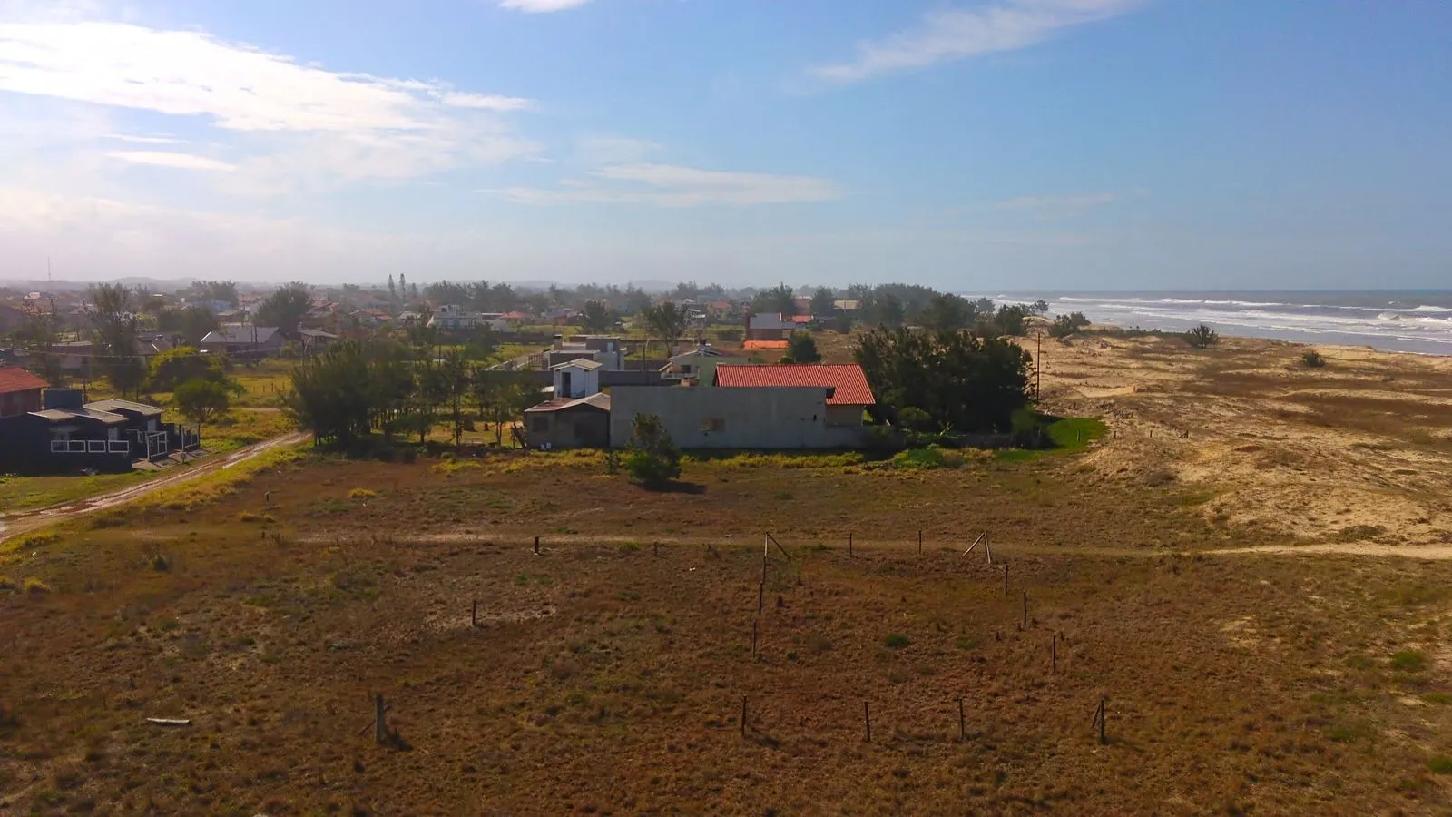 Imagem Terreno à venda em Torres, Praia Real, 300m2