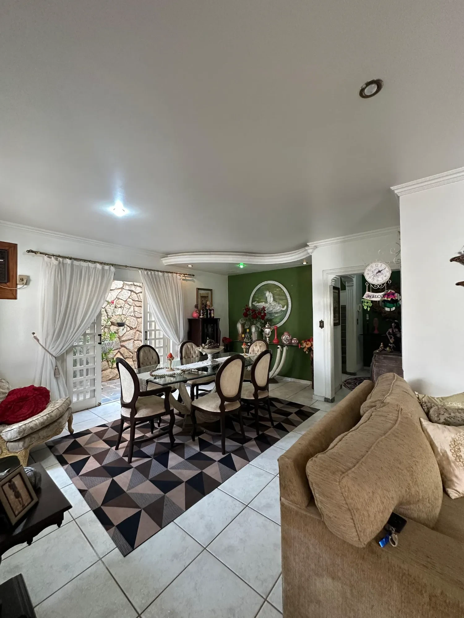 Imagem Casa com 3 Quartos à Venda ou Locação, 247 m² em Jardim Itália - Cuiabá