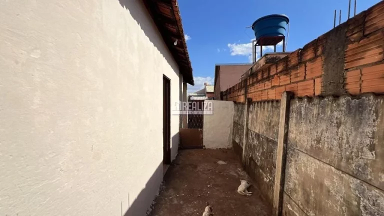 Imagem Casa com 1 dormitório no bairro Vila Militar, em Uberaba