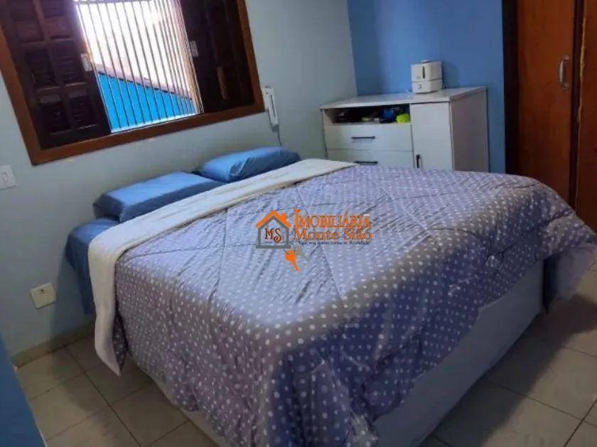 Imagem Sobrado com 2 dormitórios à venda, 280 m² por R$ 902.000,00 - Jardim Santa Clara - Guarulhos/SP