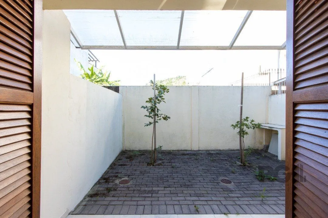 Imagem Casa para Venda - 120m², 3 dormitórios, sendo 1 suites, 1 vaga - Guarujá