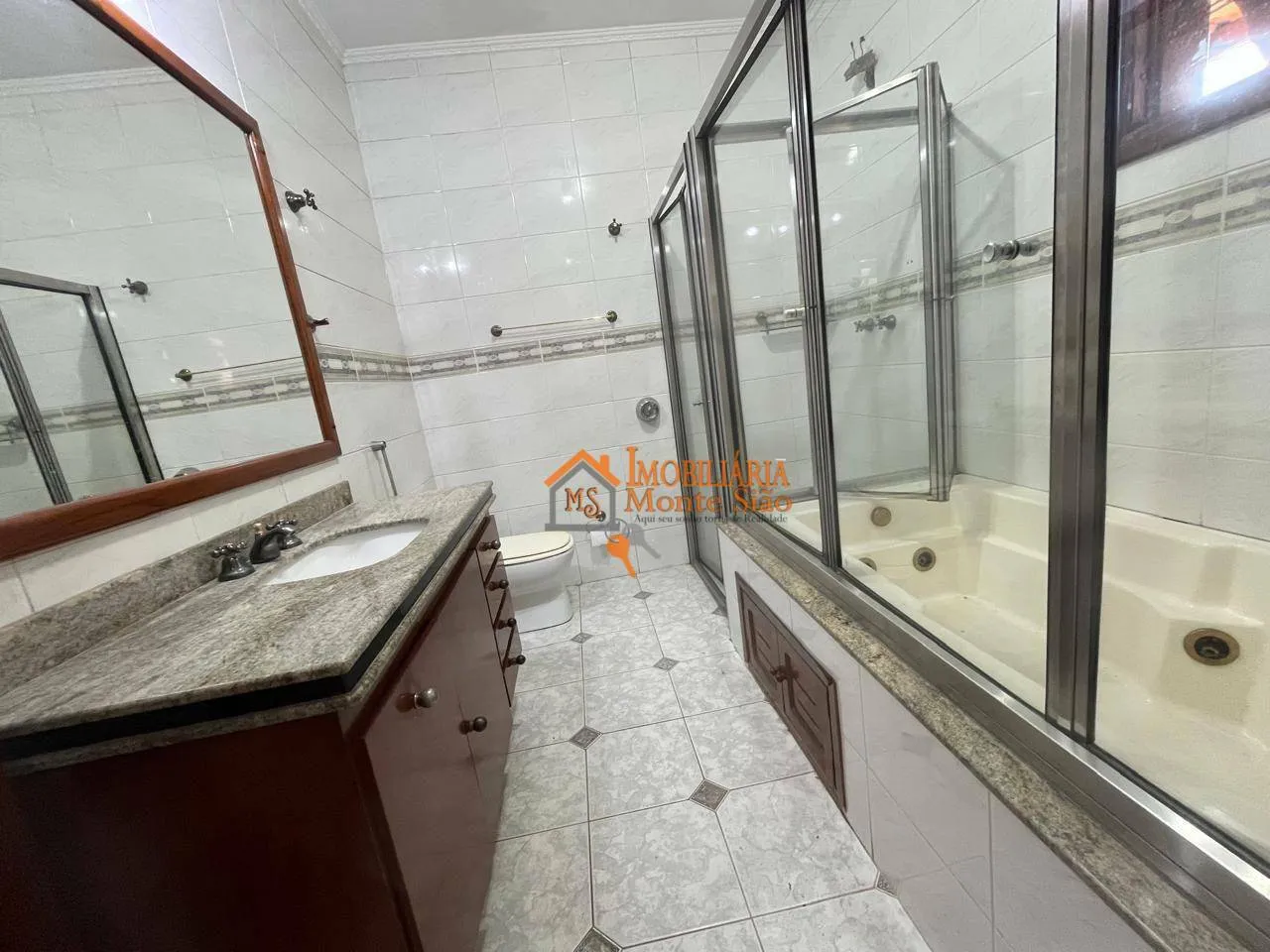 Imagem Sobrado com 6 dormitórios à venda, 372 m² por R$ 1.550.000,00 - Vila Rosália - Guarulhos/SP