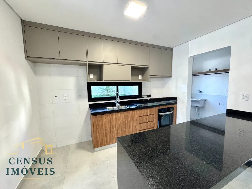 Foto do imóvel: Casa sobrado para venda e locação no condomínio residencial MontBlanc Village em Vinhedo - SP. em Mont Blanc Village