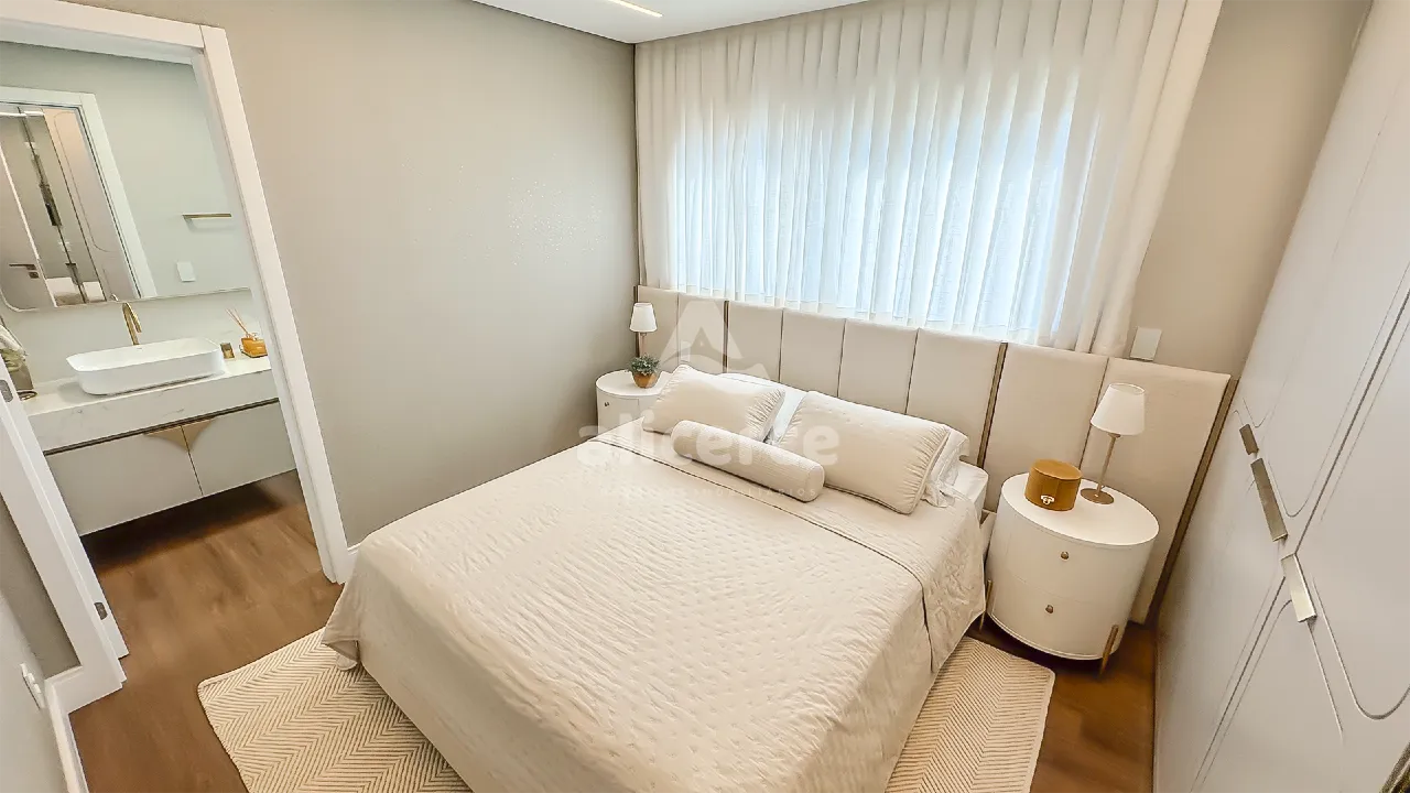 Imagem Apartamento Duplex à venda com 4 quartos 4 suítes, 244,33m² em Jurerê Florianópolis