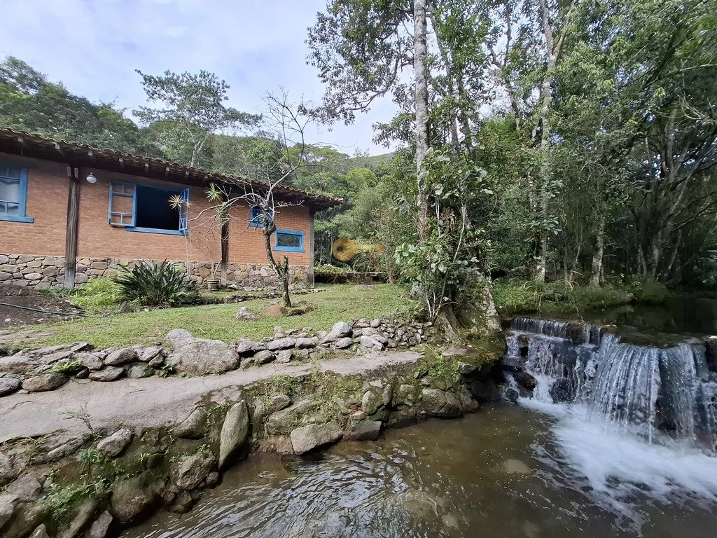 Imagem Sítio para Venda em Teresópolis / RJ no bairro Canoas