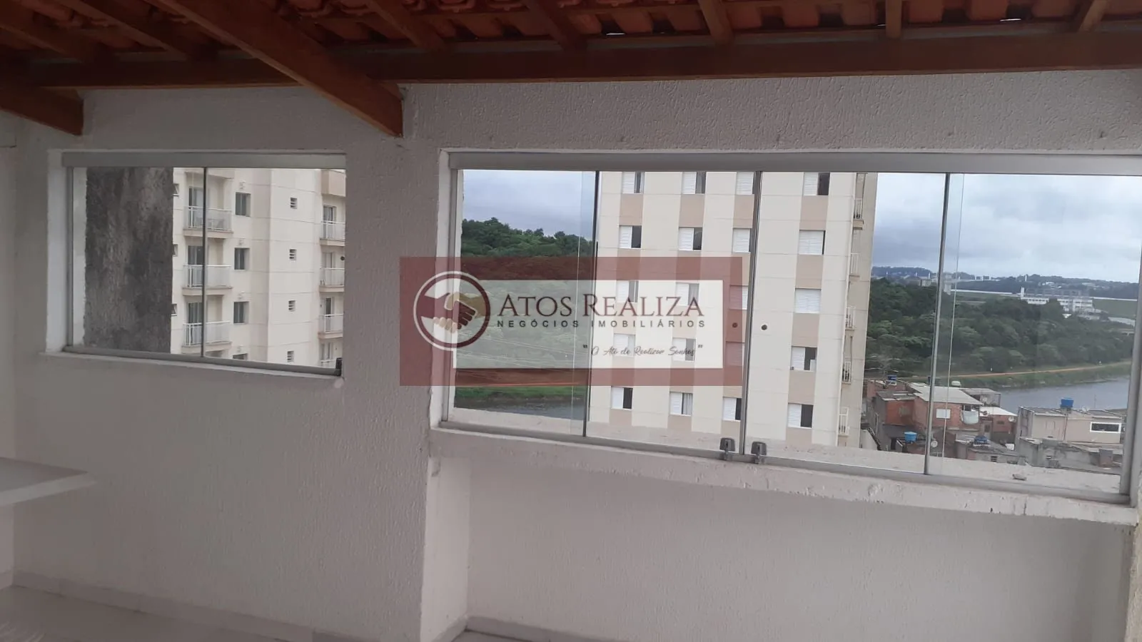 Imagem Alugo Apartamento em Interlagos - São Paulo