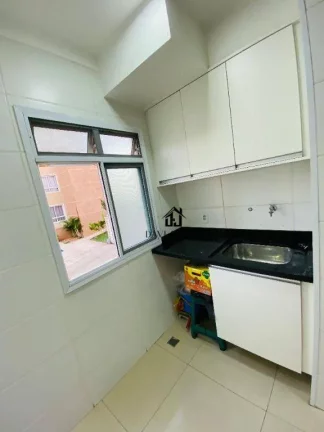 Imagem Apartamento com 2 dormitórios, 50 m² - venda por R$ 270.000 ou aluguel por R$ 2.750/mês - Vila Fiori - Sorocaba/SP