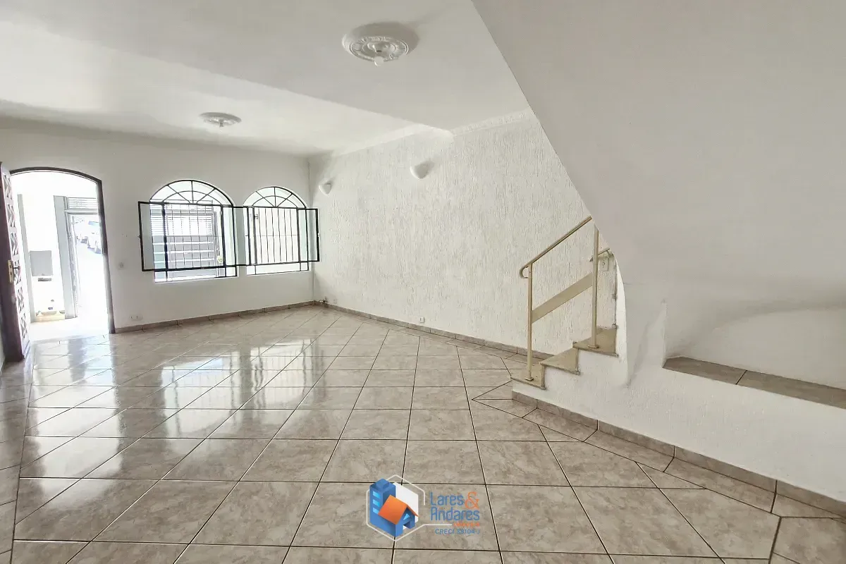 Foto do imóvel Sobrado para venda em Santana com 2 quartos, sendo 1 suíte, 116m² em Rua Engenheiro Mac Lean
