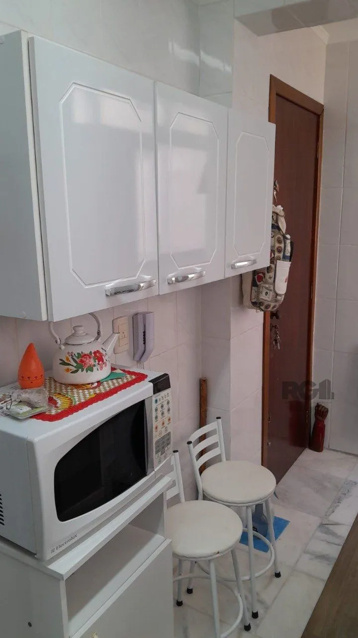 Imagem Apartamento 3 quartos, suite, dep de empregada,andar alto,Bairro Centro