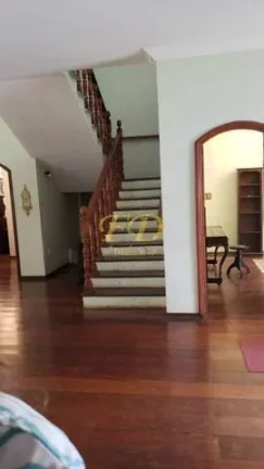 Imagem Casa no Condomínio Alpes da Cantareira