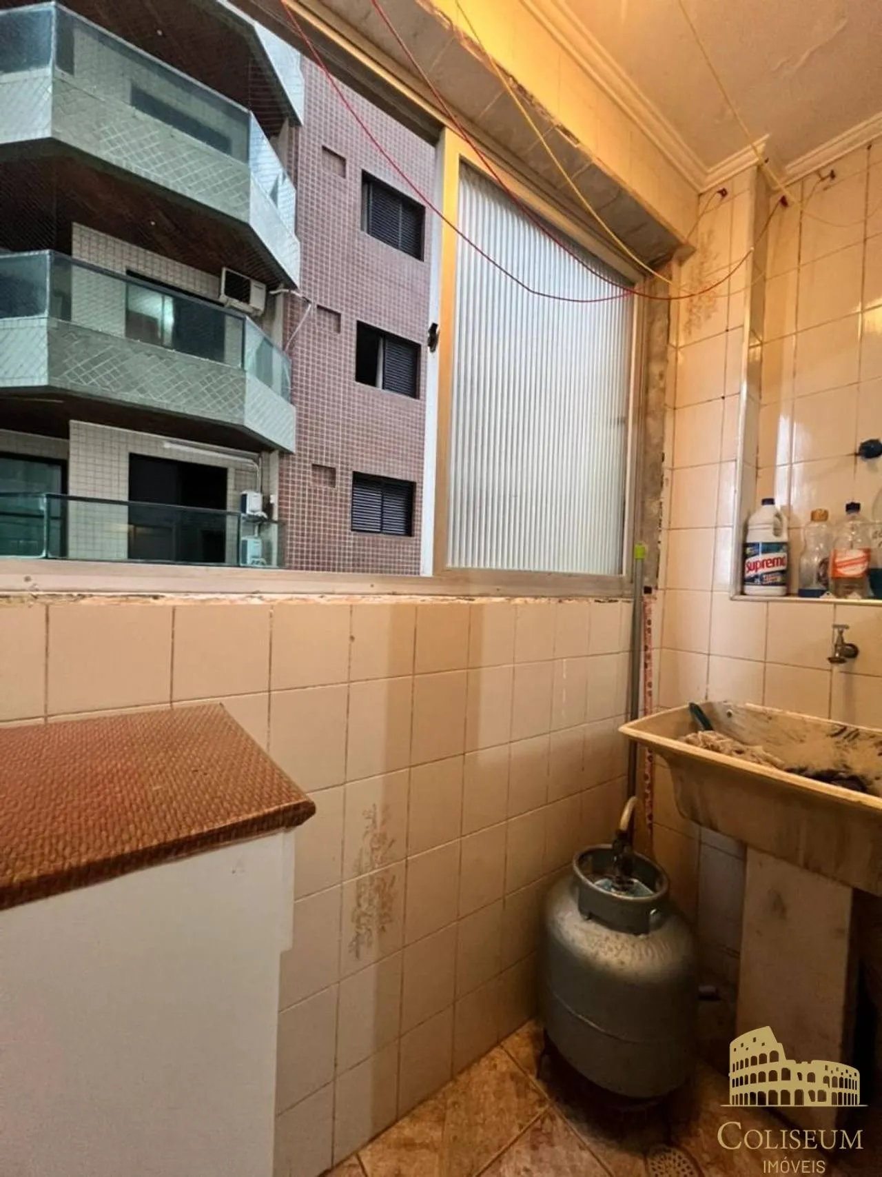 Imagem Apartamento com 1 dormitório à venda, 45 m² por R$ 285.000,00 - Tupi - Praia Grande/SP