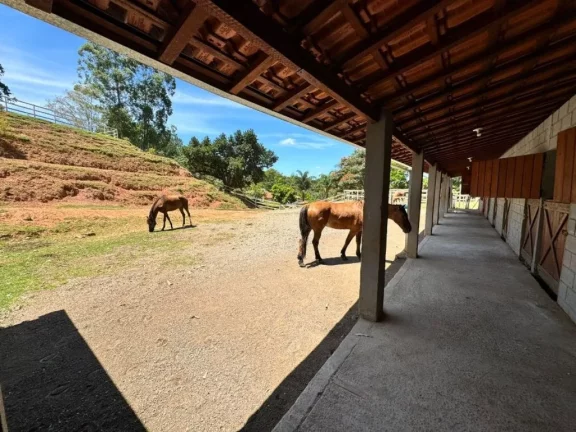 Imagem Sitio à venda em Igaratá São Paulo!!! PORTEIRA FECHADA!