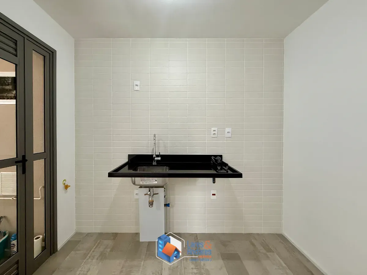 Imagem Apartamento para venda em Moema com 2 quartos, sendo 1 suíte, 64m²