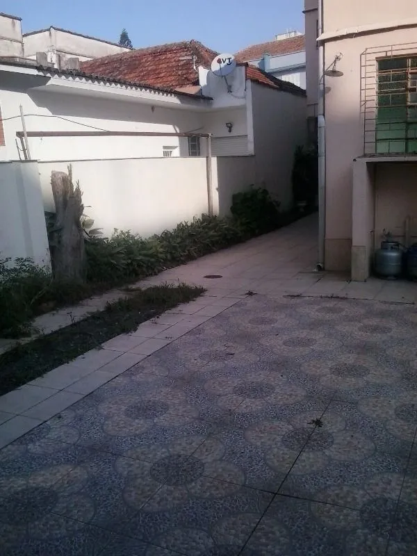 Imagem Casa para Venda - 250m², 5 dormitórios, 6 vagas - Menino Deus