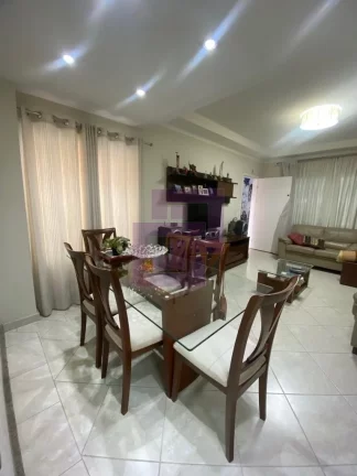 Imagem Casa Impecável, pronta para morar!