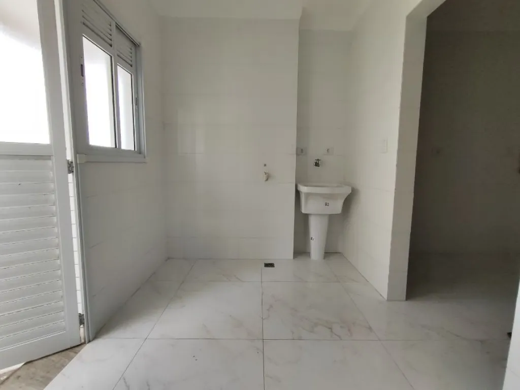 Imagem APARTAMENTO COM 211,00 m² - GUILHERMINA - PRAIA GRANDE SP