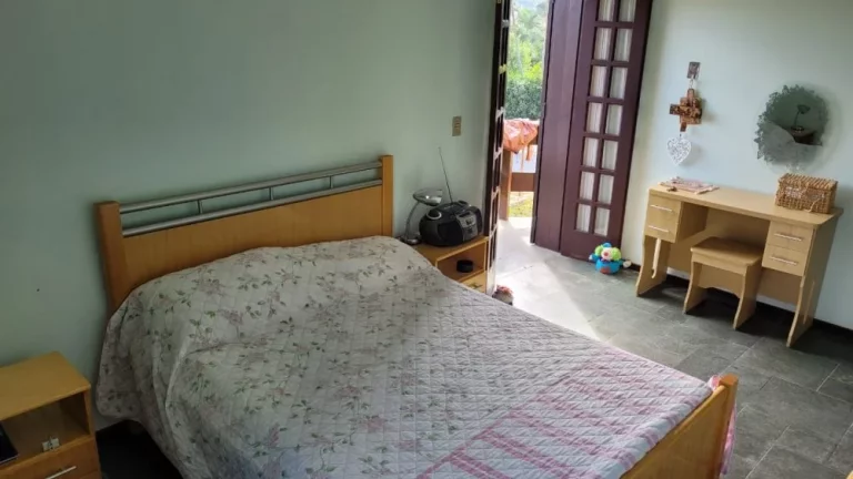 Imagem Belíssima Casa à Venda no Condomínio Portal da Concórdia
