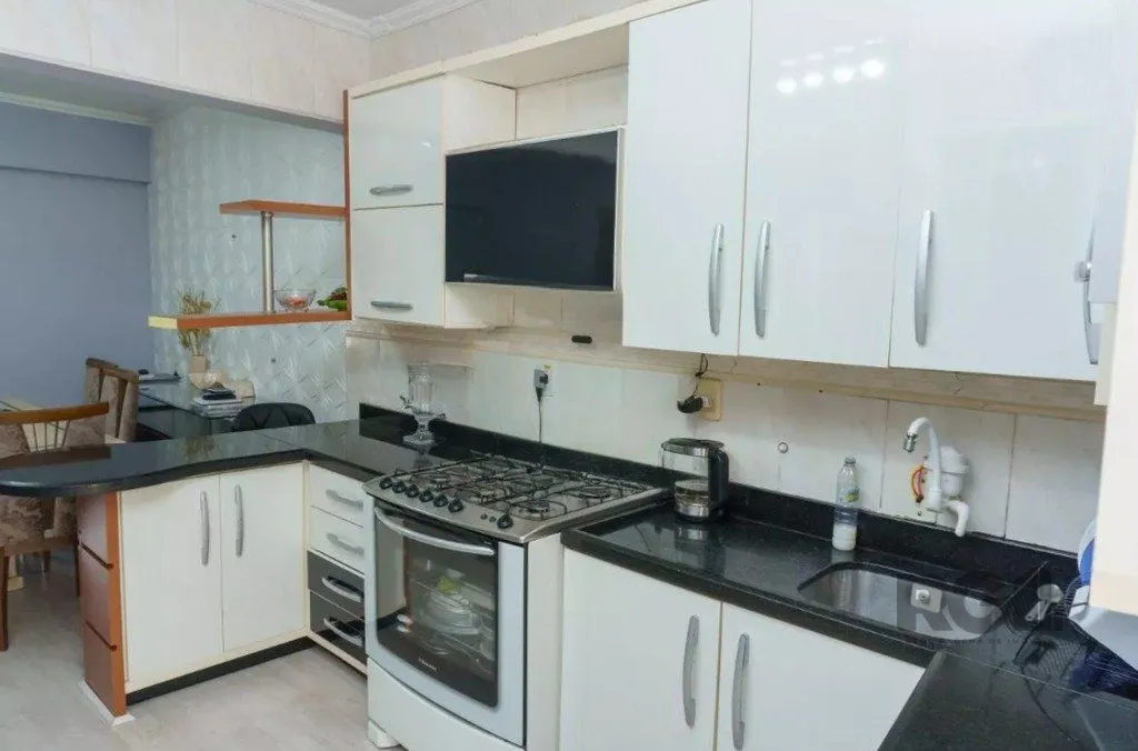 Imagem Casa 164m², 3 dormitórios, 3 vagas no bairro Jardim Carvalho