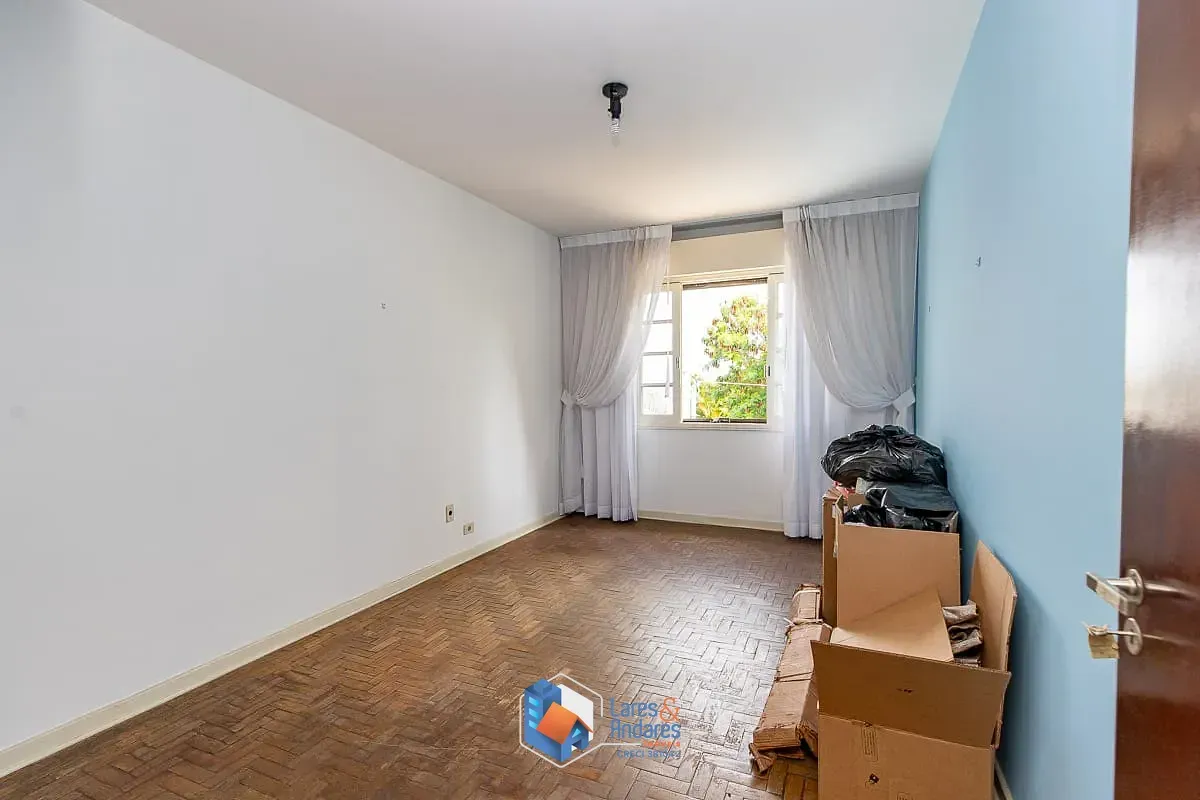 Imagem Casa para venda em Vila Madalena com 3 quartos, 189m²